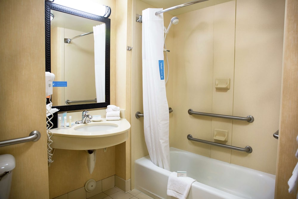 Hampton Inn Cedar City - photo 19