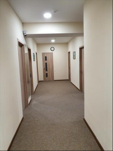 5 Rooms near 300 Aragveli metro station