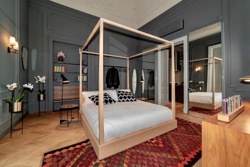 Luxury Apartment in the Center of Catania — 4-Star Luxury Hotel in Catania, Italy
