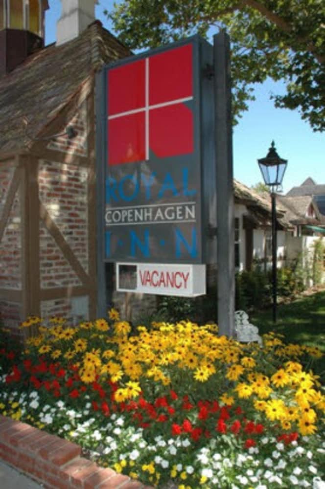 Royal Copenhagen Inn - photo 35