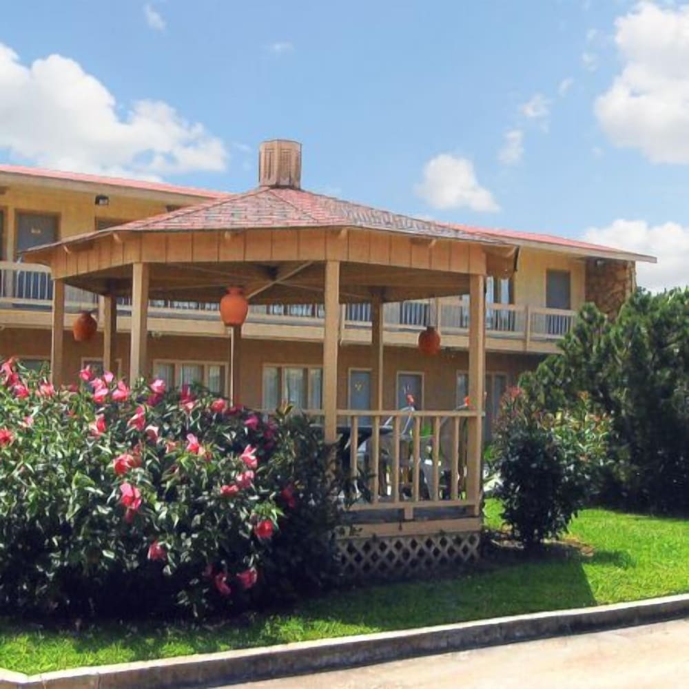 Will Rogers Inn - photo 28