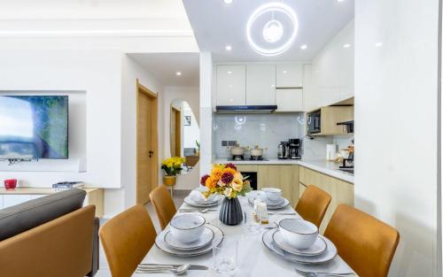 Luxury Nairobi 1BR with Heated Pool Gym and WiFi near Junction Mall Lavington