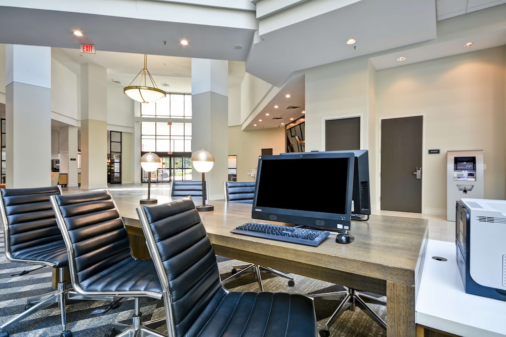 Embassy Suites Hotel Charlotte - photo 60