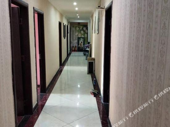 Xinrong Business Hotel — hotel in Liaogao