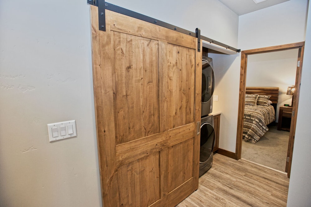 Silverpine Hideaway by Casago McCall Donerightmanagement - photo 11