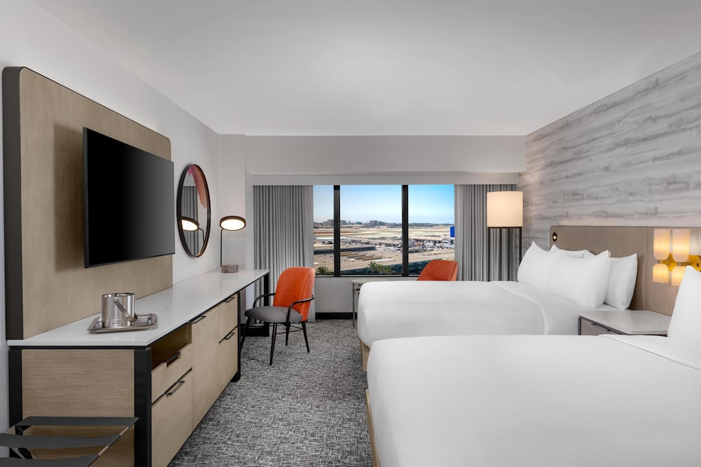 Hilton Los Angeles Airport - photo 29