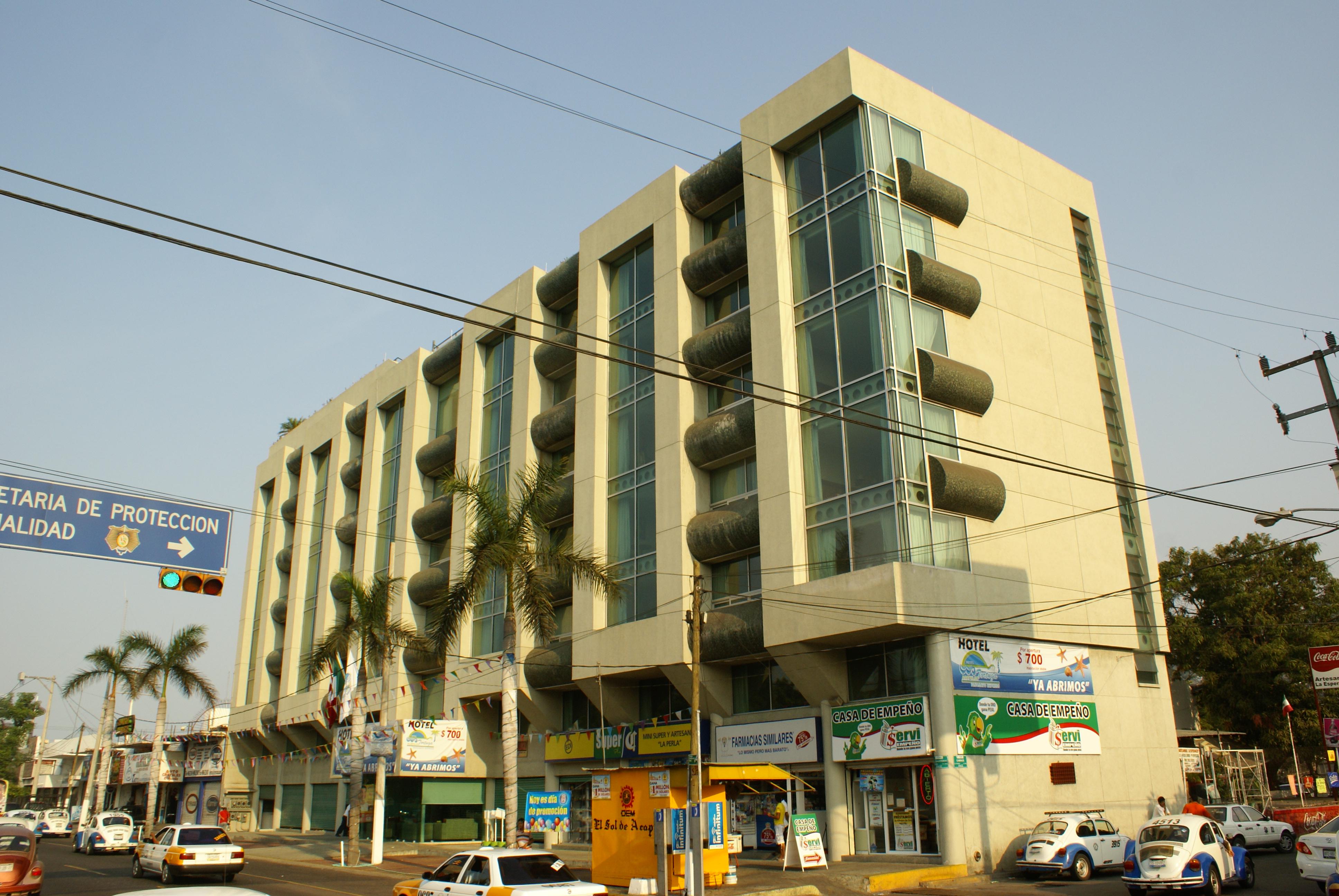 Tortuga Express - carbon neutral hotel in Acapulco De Juarez
