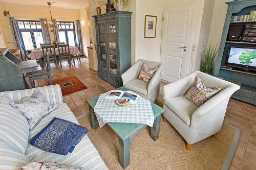 Ferienhaussiedlung Strandperlen Weidenhof 7a — carbon neutral stay, Wustrow