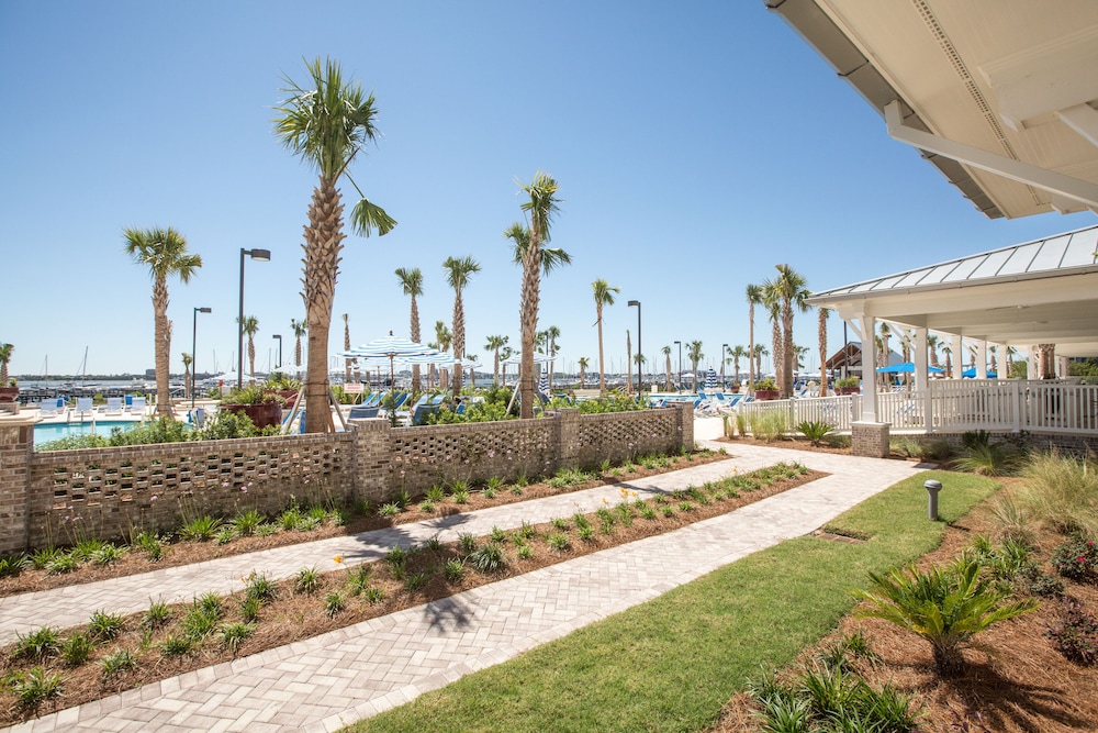 The Beach Club at Charleston Harbor Resort and Marina - photo 18