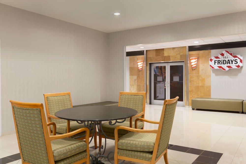 Embassy Suites by Hilton Newark Wilmington South - photo 20