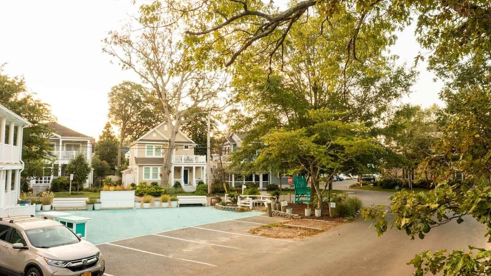 Canalside Inn - photo 176