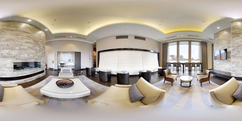 Hilton Nashville Downtown - photo 4