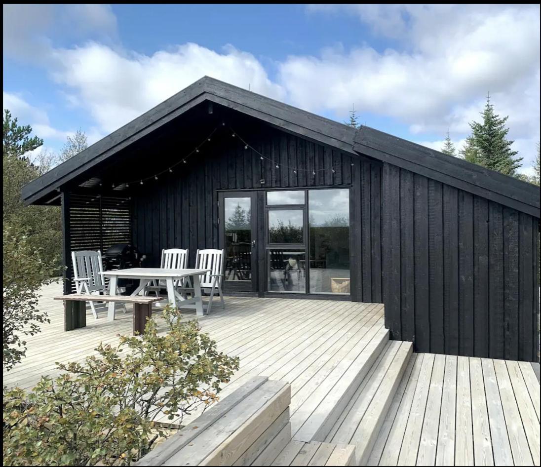 Heart of the Golden Circle with Hot Tub in Selfoss, Iceland