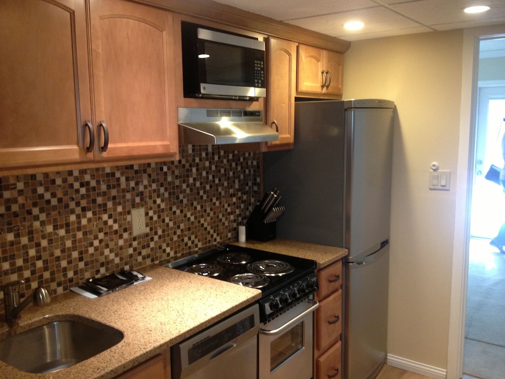 Biscayne Suites - photo 11