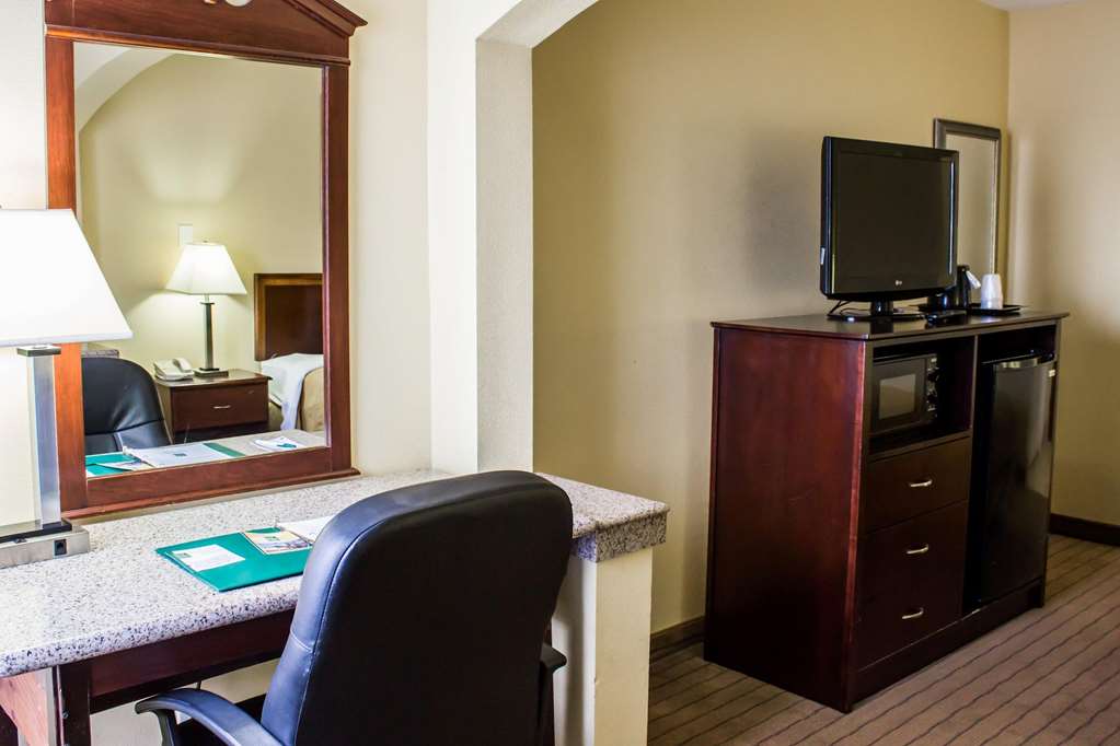 Quality Inn Fuquay Varina East - photo 8