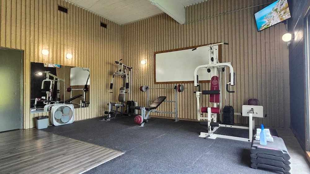 Smartwood Inn - photo 40