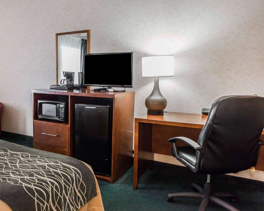 Quality Inn Waynesburg Morrisville - photo 7