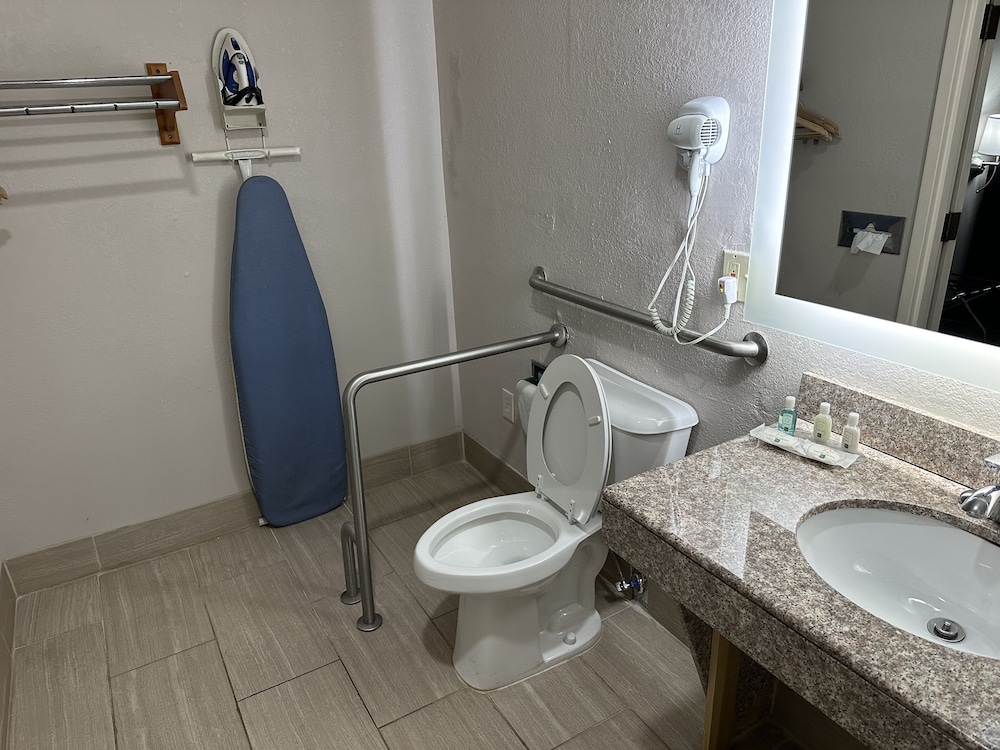 Quality Inn Ashland KY - photo 19