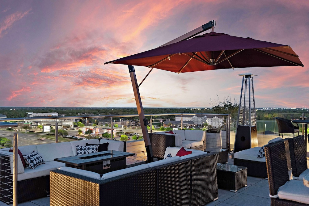Hilton College Station & Conference Center - photo 61