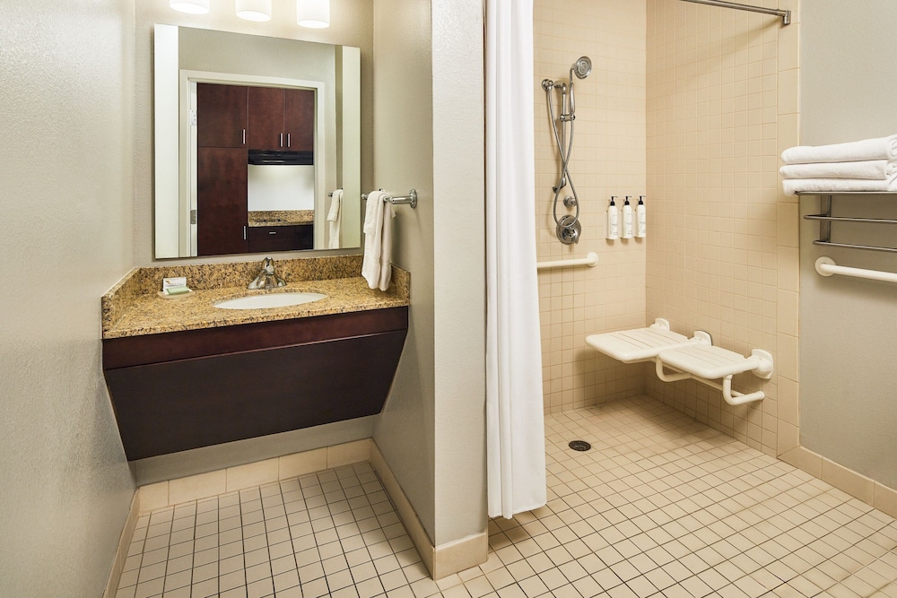 TownePlace Suites Garden City - photo 21