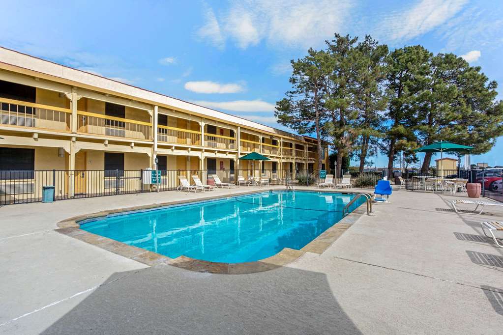 La Quinta Inn by Wyndham and Conference Center San Angelo - photo 6