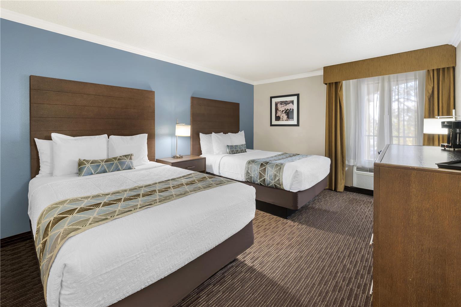 Best Western Airport Albuquerque InnSuites Hotel & Suites - photo 42
