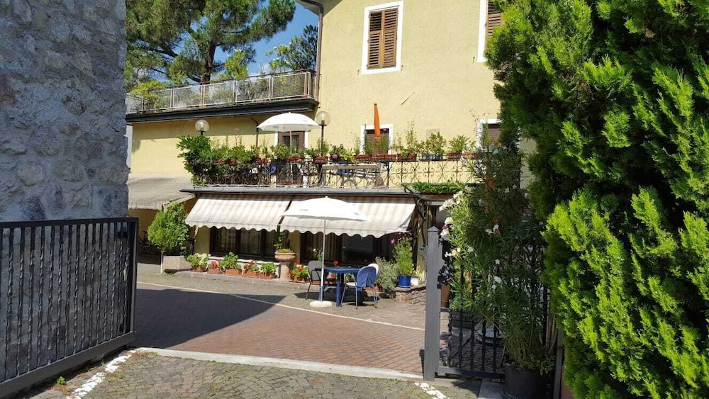 Gasthof Albergo Ressmair — Merano
