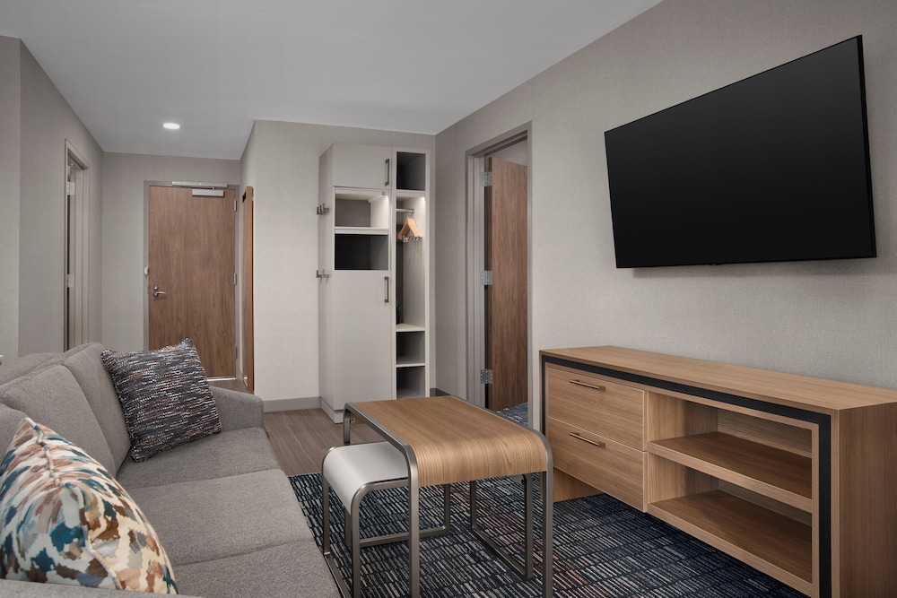 Homewood Suites By Hilton Portsmouth Downtown - photo 18
