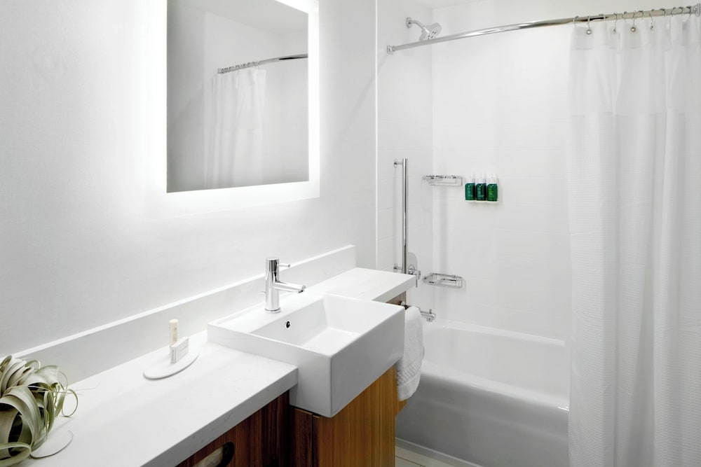 SpringHill Suites by Marriott Columbus Easton Area - photo 15