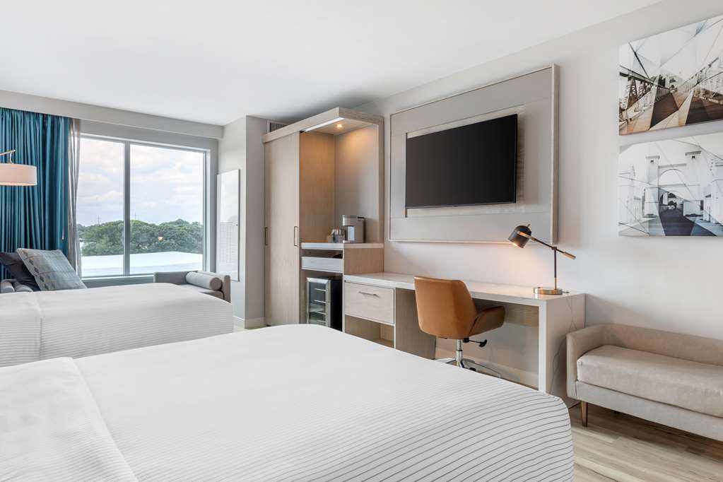 Cambria Hotel Waco University Riverfront - photo 16