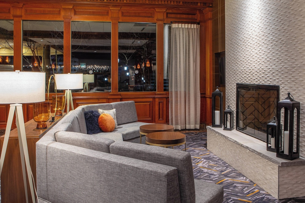 Sheraton Music City Nashville Airport - photo 2