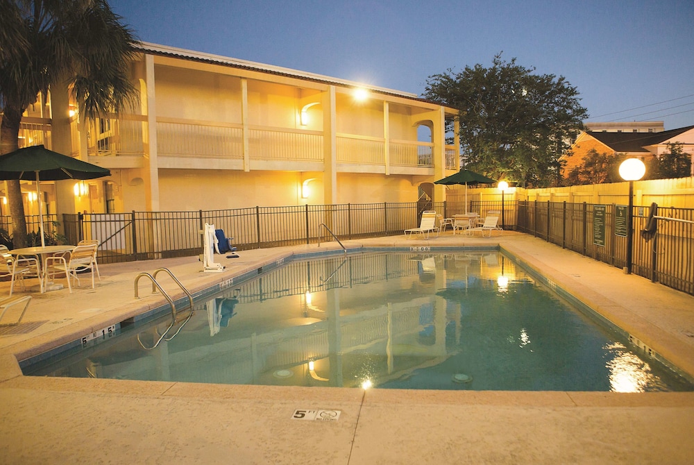 Travelodge by Wyndham Mobile - photo 21