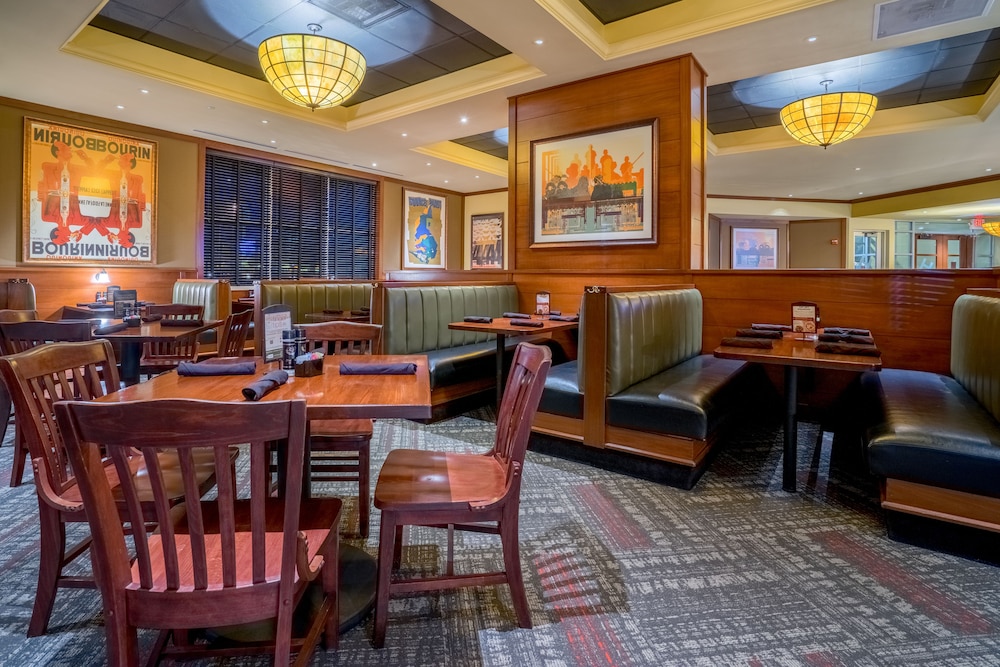 Crowne Plaza Dulles Airport by IHG - photo 77