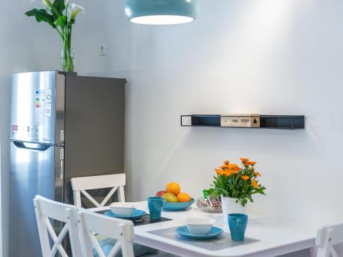 Apartment Simovi Two Bedroom Apartment with City View