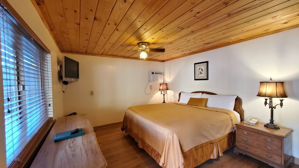 Kernville Inn - photo 29