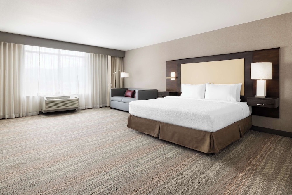 Hampton Inn & Suites Napa - photo 23