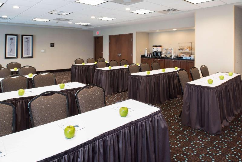 Hampton Inn & Suites Crawfordsville - photo 14