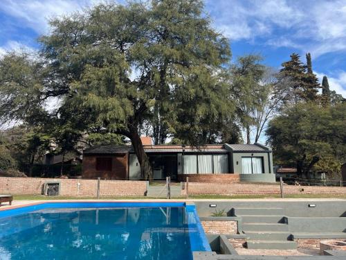 Casa Las Magnolias Villa General Belgrano — 4-Star Luxury Hotel in Villa General Belgrano, Argentina