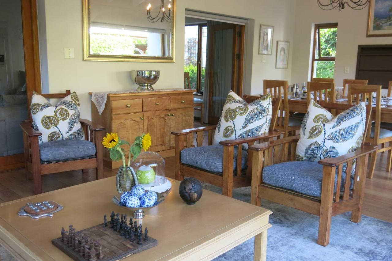 Oakvale Lodge