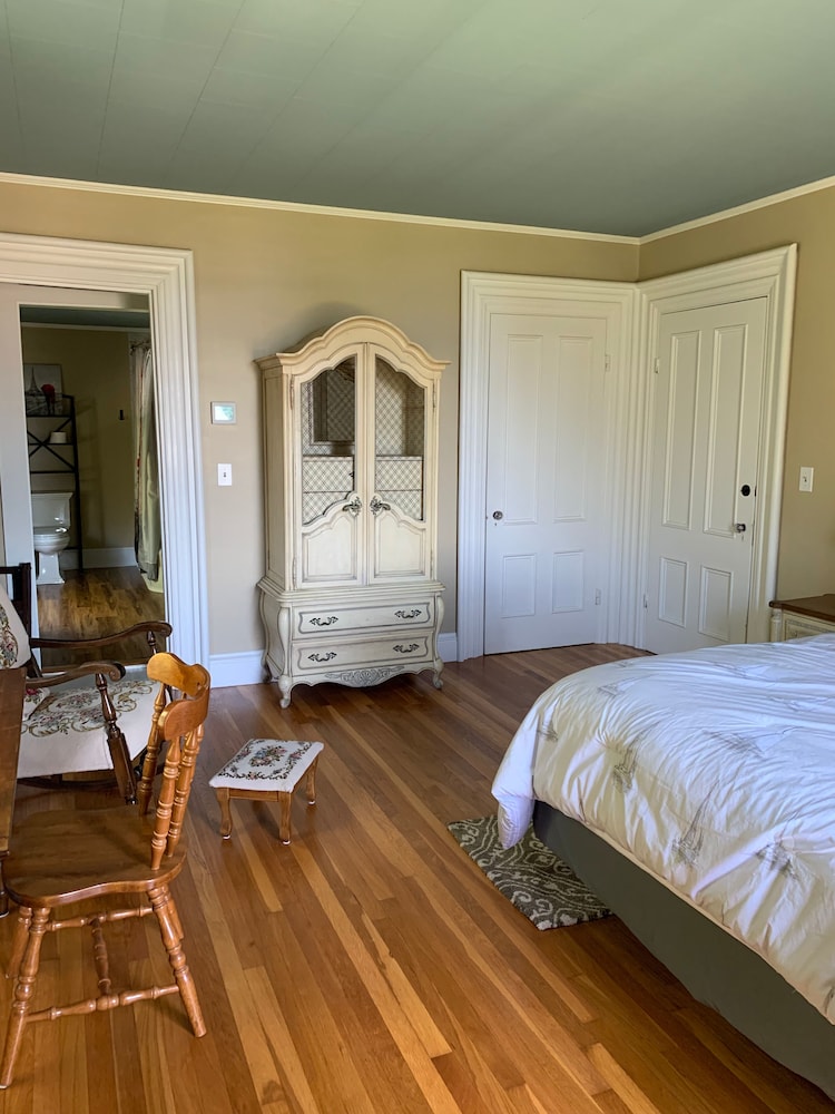 Captain Sweetser's Inn - photo 14