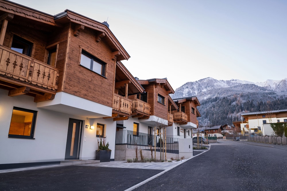 First IN Mountain Chalets by we rent in Kaprun, Austria