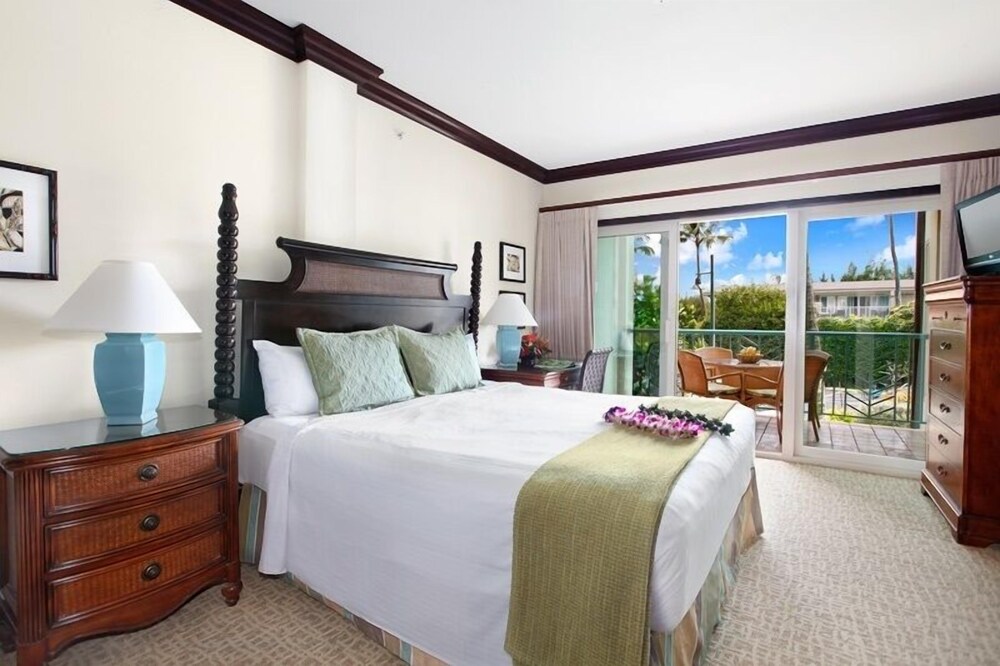 Waipouli Beach Resort C201 2 Br condo by RedAwning - photo 2
