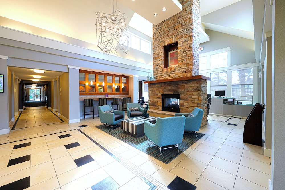 Residence Inn Marriott Airport - photo 2