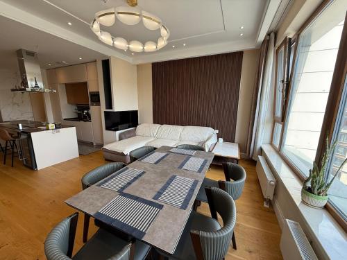 Spacious 2 BR apt near National Park — 4-Star Luxury Hotel in Ulan Bator, Mongolia
