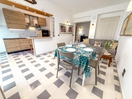 San Marino Apartment deluxe superior Rif A775 — 4-Star Luxury Hotel in San Benedetto Del Tronto, Italy