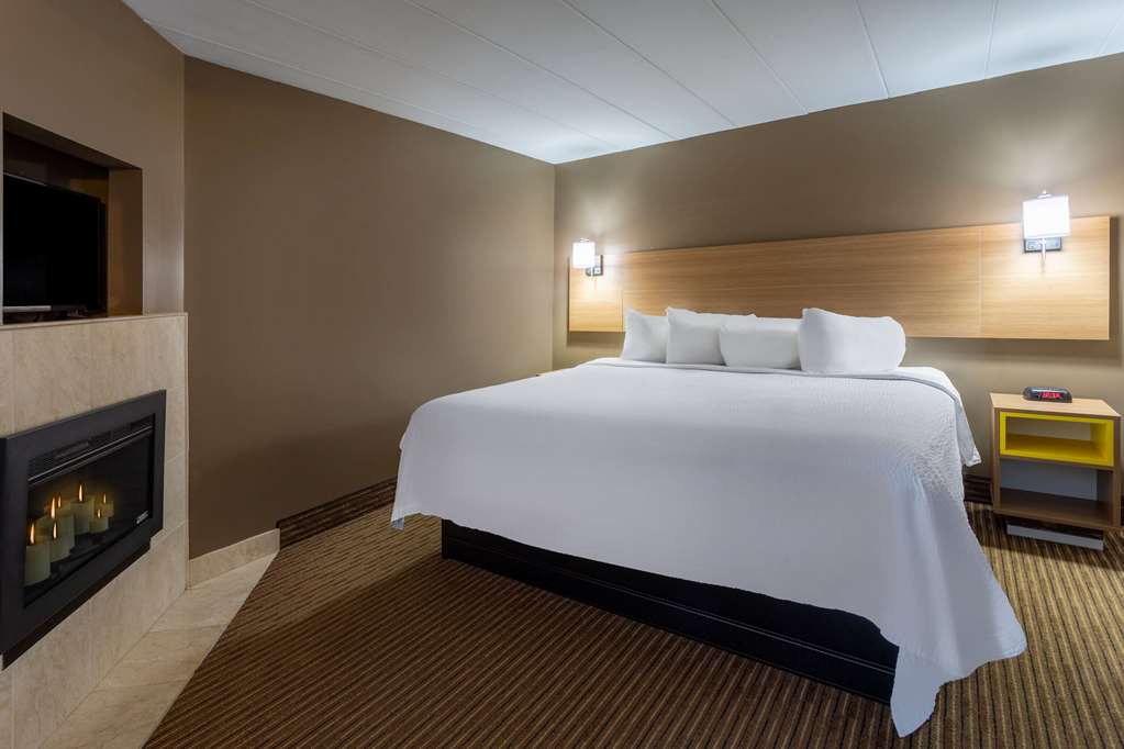Days Inn Birch Run - photo 12
