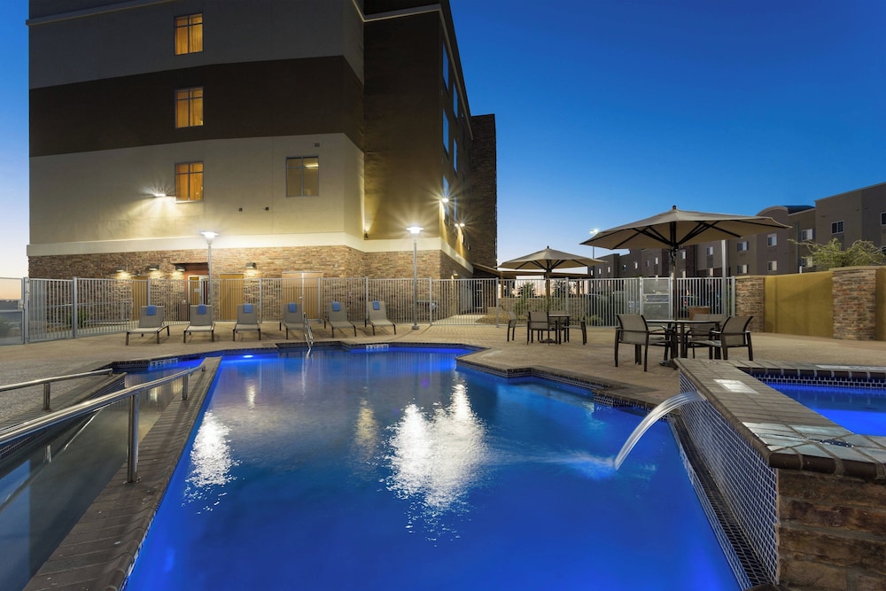 Fairfield Inn & Suites Fort Stockton - photo 10