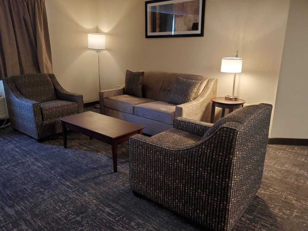Cobblestone Suites Oshkosh - photo 24