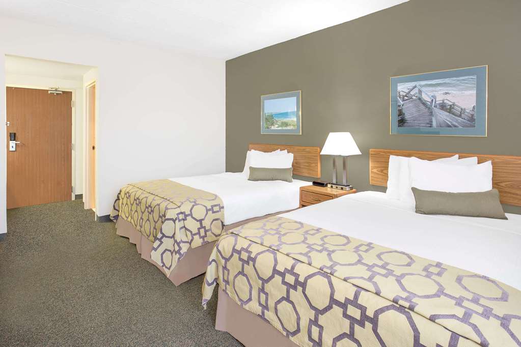 Baymont by Wyndham Janesville - photo 6