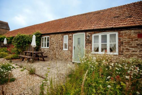 Shepherds Cottage Rudge Farm Cottages — 4-Star Luxury Hotel in Bridport, United Kingdom